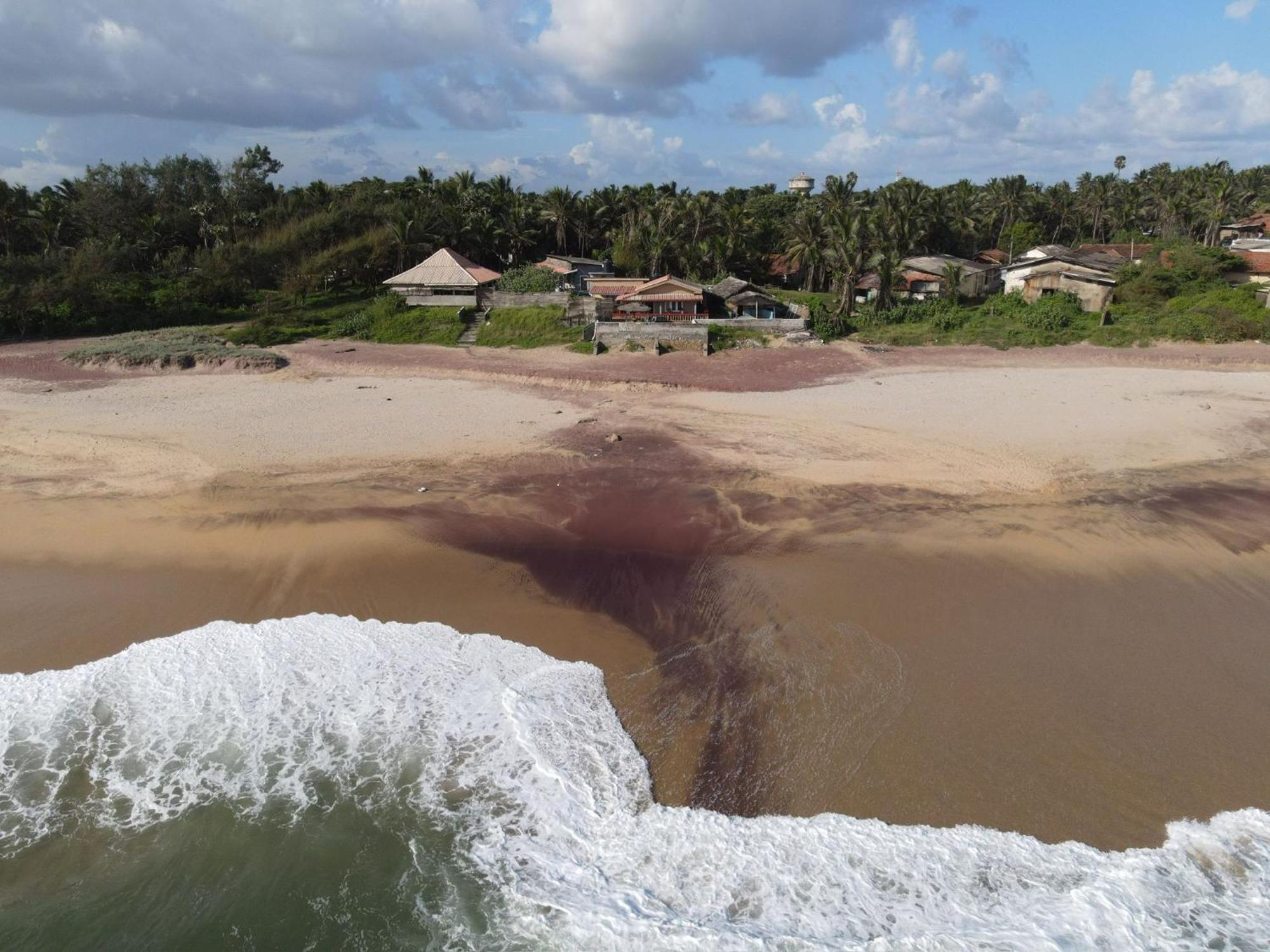 Happy Beach Safari Retreat Hambantota Exterior photo