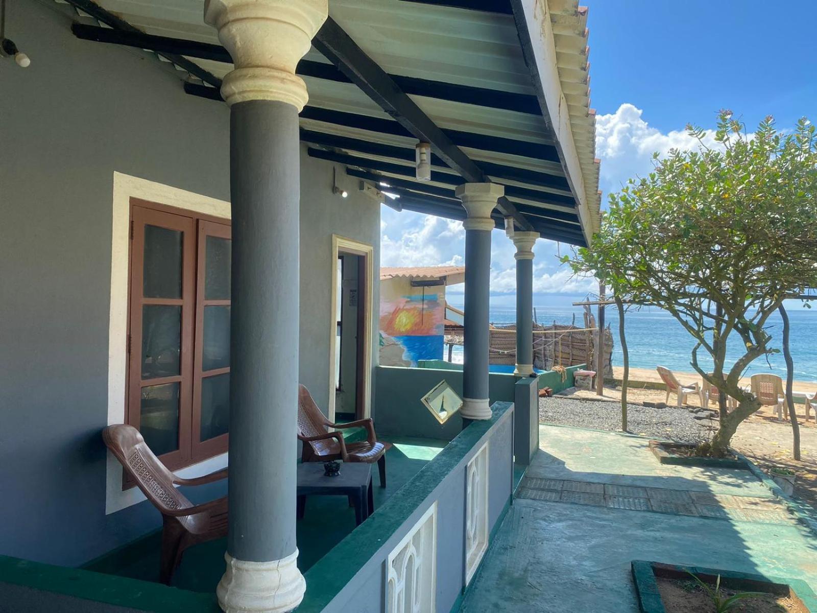 Happy Beach Safari Retreat Hambantota Exterior photo